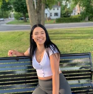 Meet your Posher, Kayla